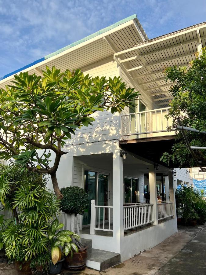 Sawaddeethaweesuk At Kohlarn Apartment Ngoại thất bức ảnh