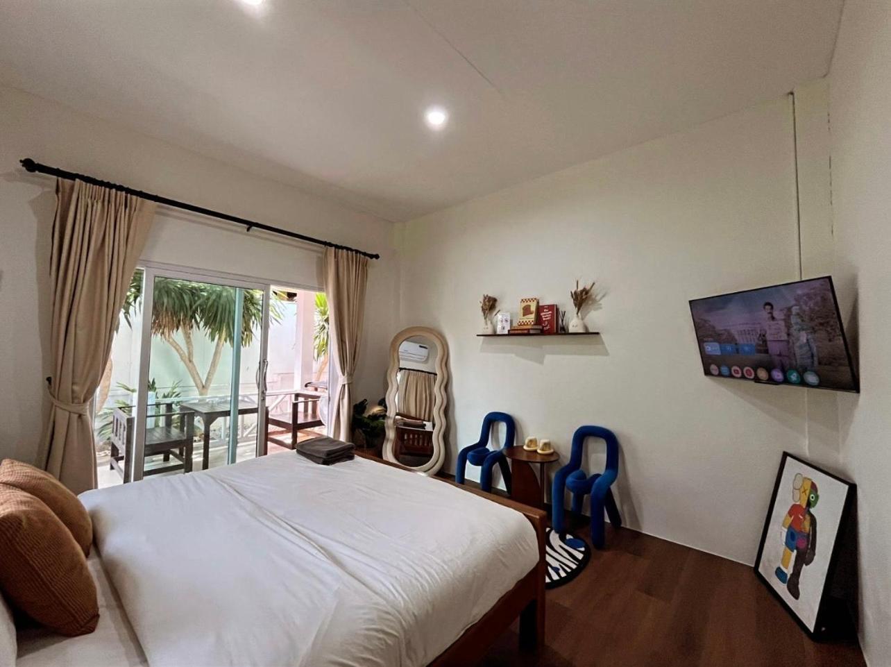 Sawaddeethaweesuk At Kohlarn Apartment Phòng bức ảnh